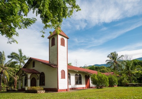 Iglesia de Palmar sur, Osa. Foto: Diego Matarrita, abril del 2014