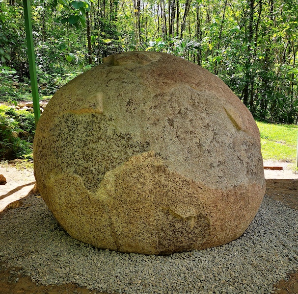 Sobre el arte de sanar una esfera de piedra